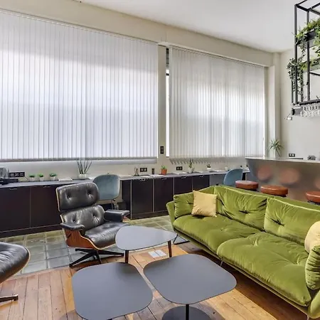 Modern 2br Apartment-70m2-grand Boulevard