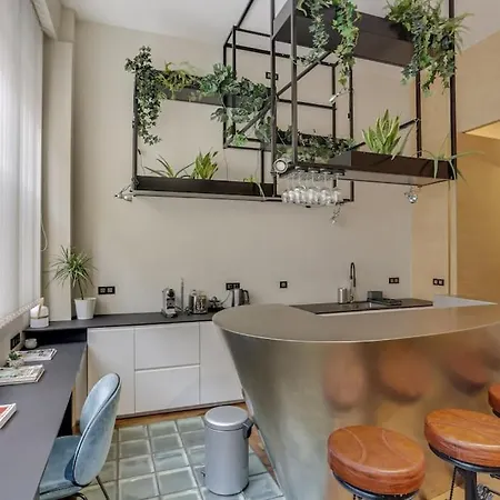 Modern 2br Apartment-70m2-grand Boulevard * Paříž